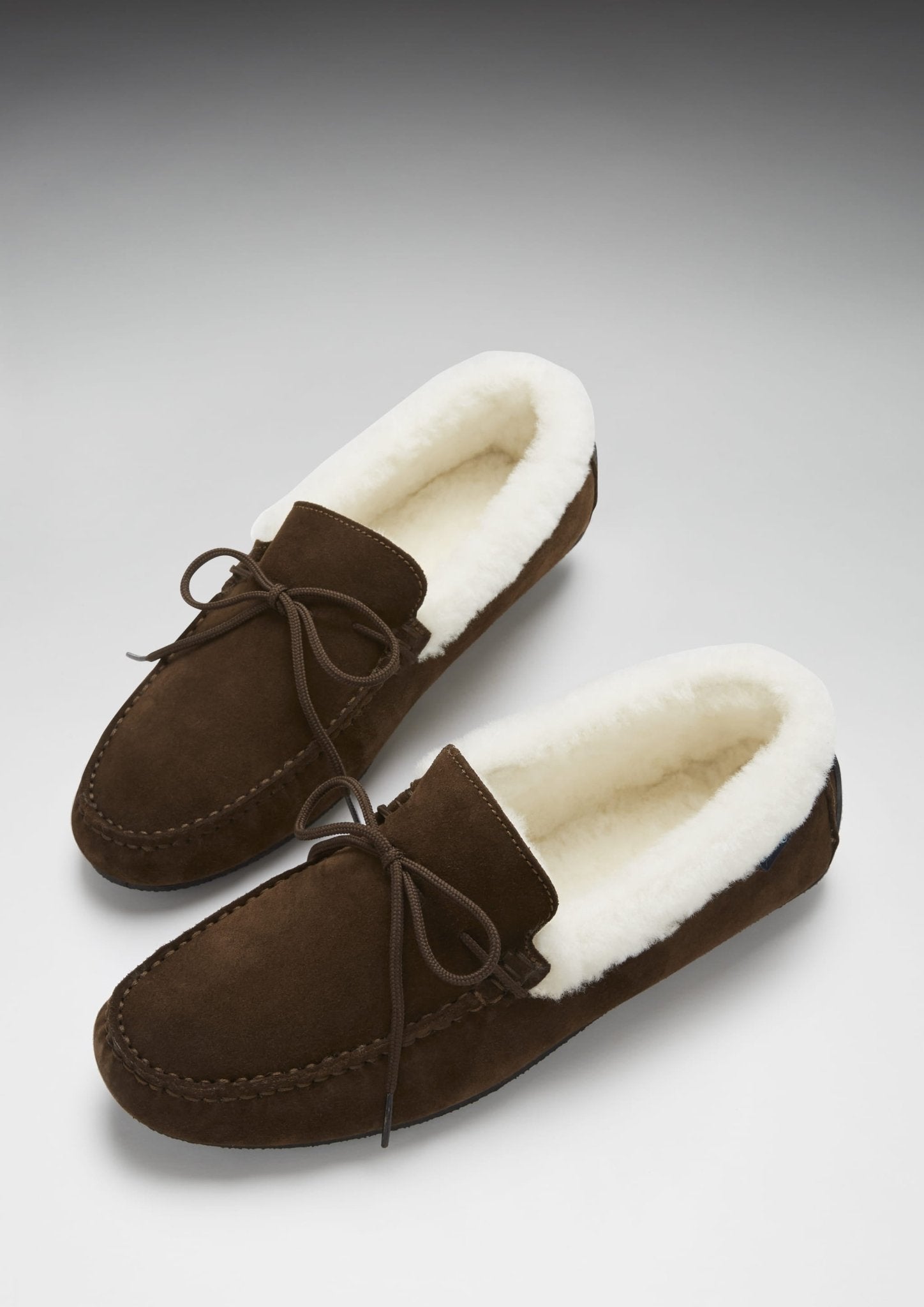 Slippers, sheepskin, brown suede - The Timeless Trading Co.