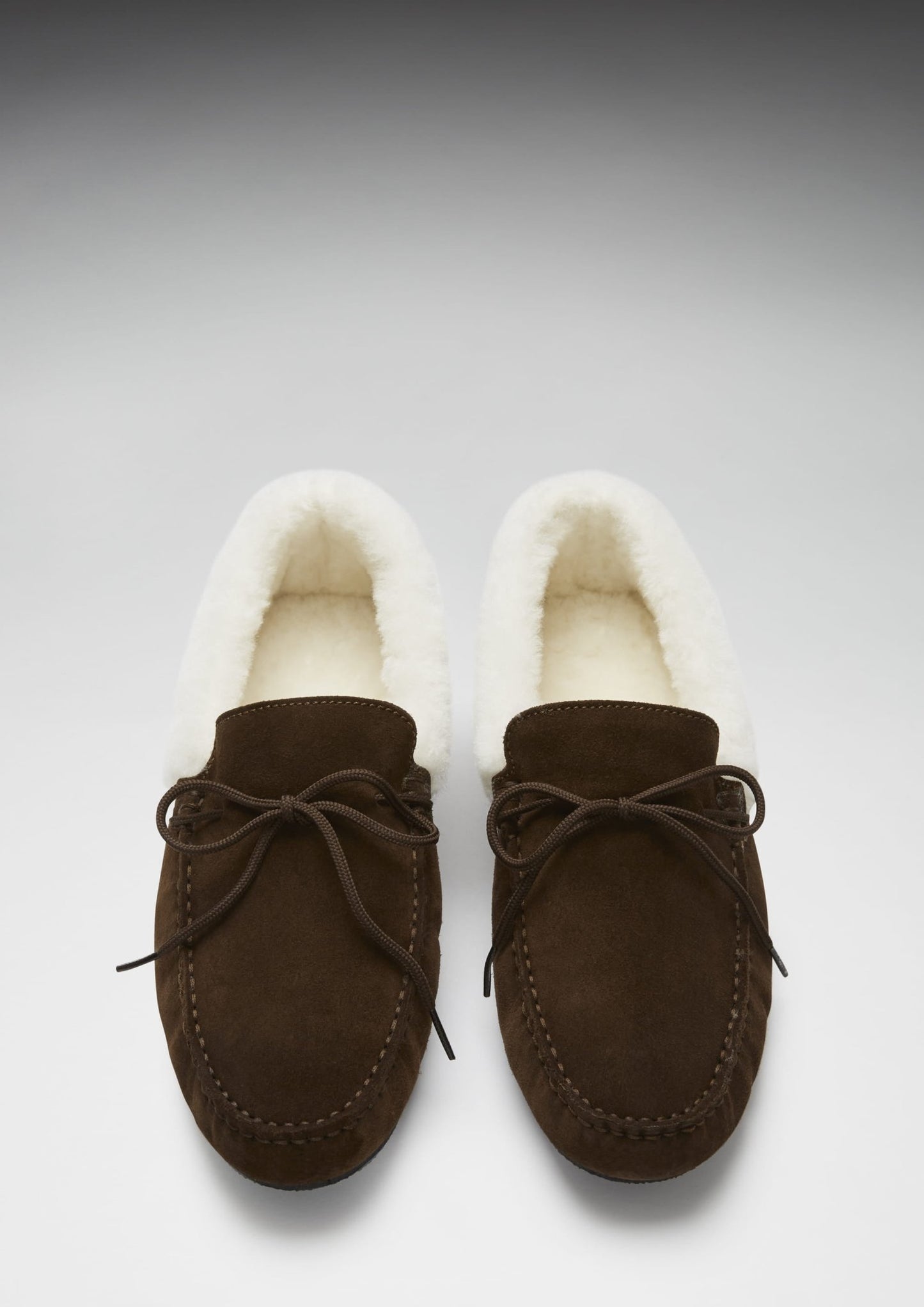 Slippers, sheepskin, brown suede - The Timeless Trading Co.