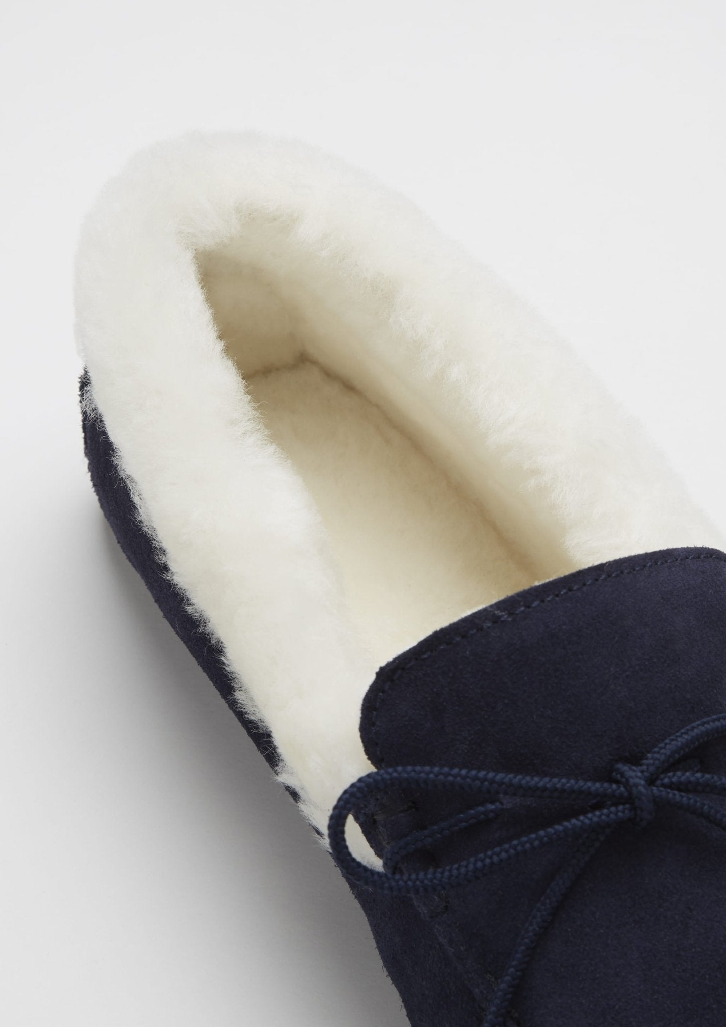 Slippers, sheepskin, navy blue suede - The Timeless Trading Co.