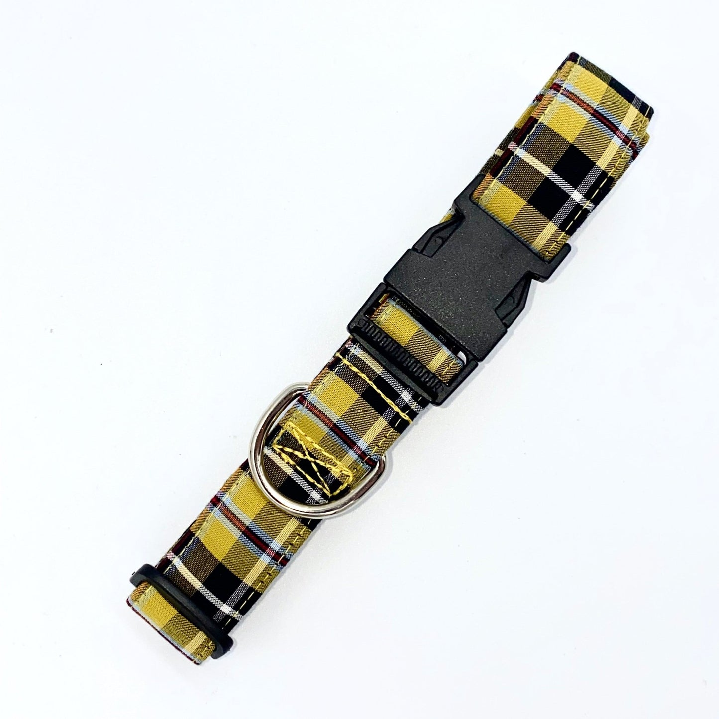 The Cornish Wayfarer – Tartan Dog Collar for Coastal Companions - The Timeless Trading Co.