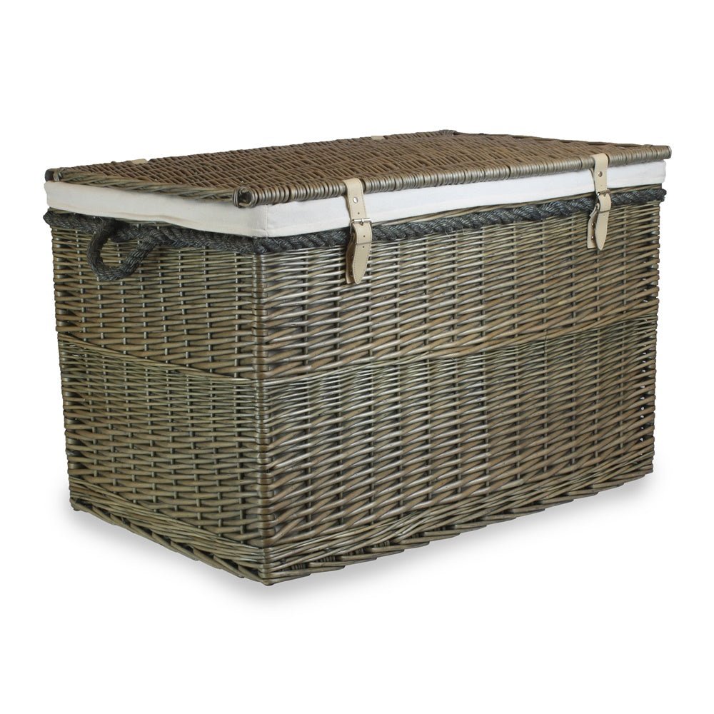 The Hatherleigh Holdall – Large Wicker Storage Chest for Cushions & Throws - The Timeless Trading Co.
