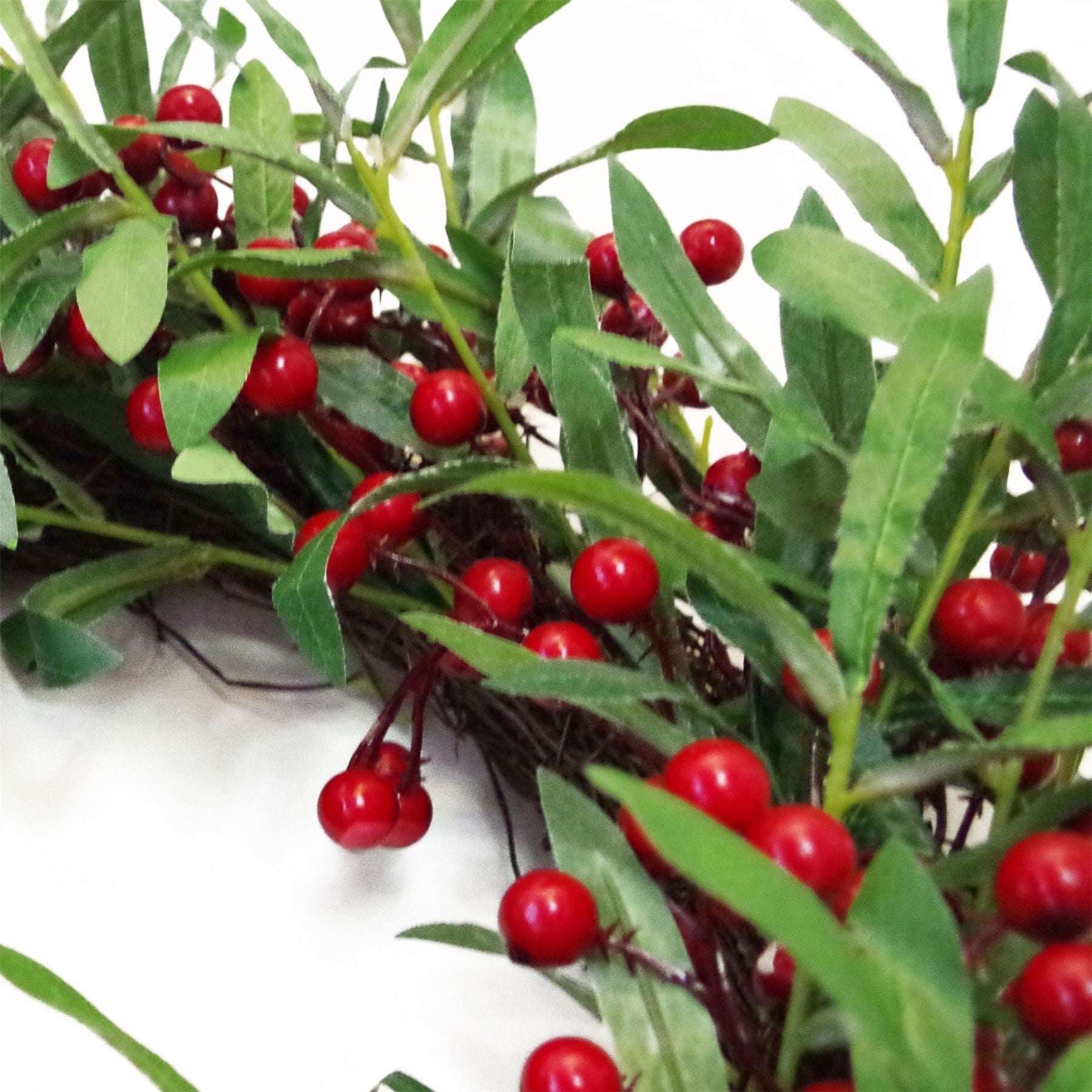The Mistletoe Berry Kiss Wreath – Seasonal Grace - The Timeless Trading Co.