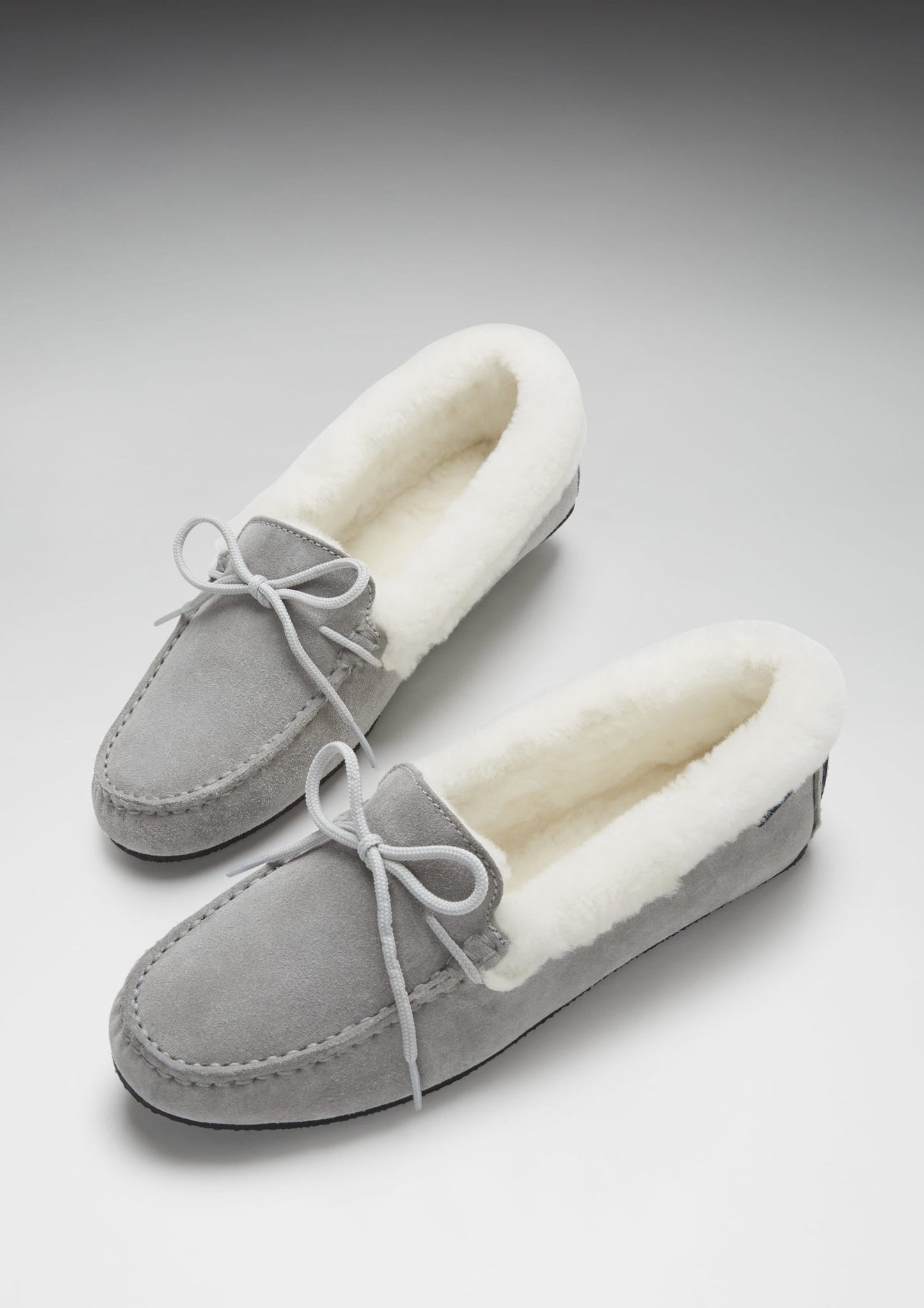 Women's slippers, sheepskin, dove grey suede - The Timeless Trading Co.