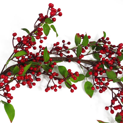 Winthrop Red Berry Garland – 150cm Natural Festive Stem - The Timeless Trading Co.